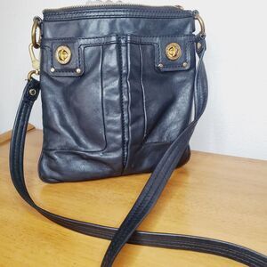 Marc Jacobs Black Leather Crossbody Bag Womens Purse Convertible Zip Closure